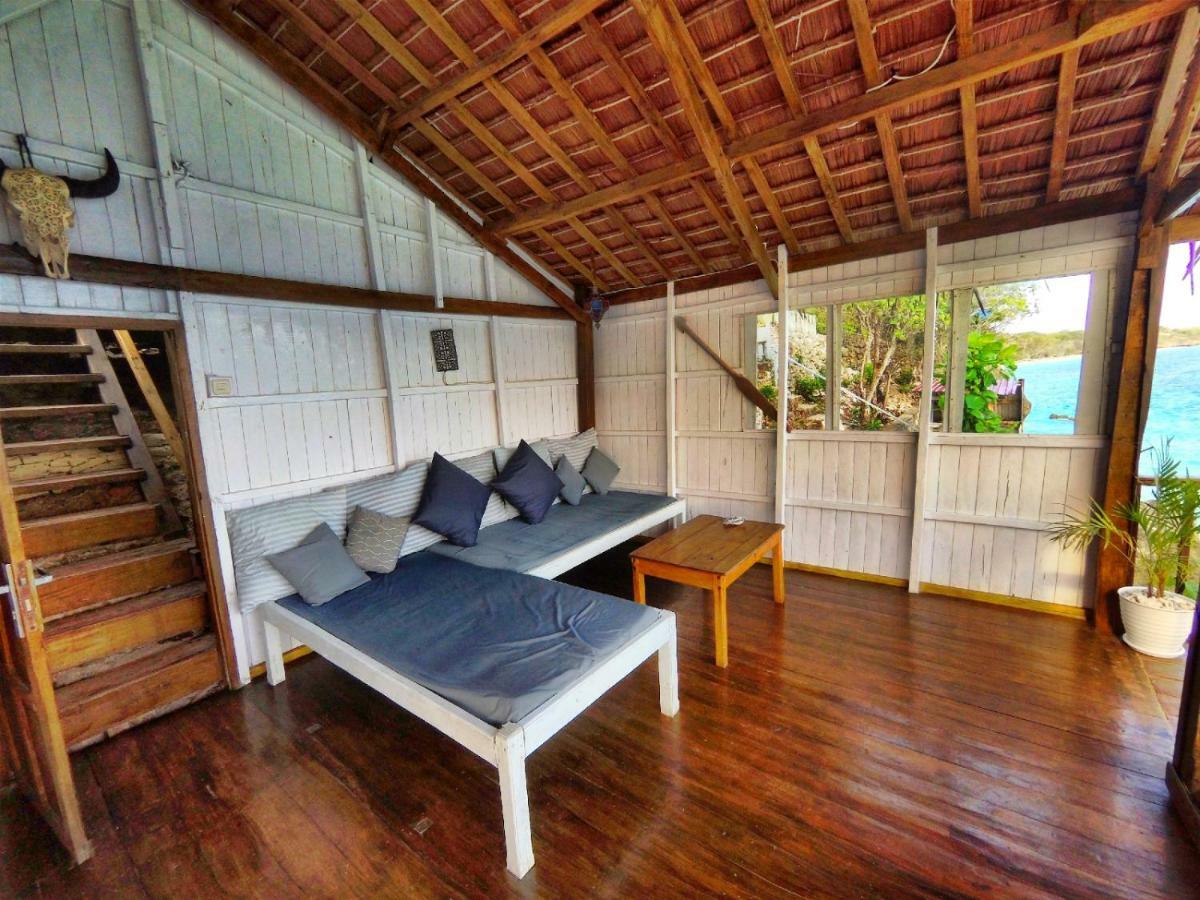 Cosmos Bungalows Bira Exteriör bild