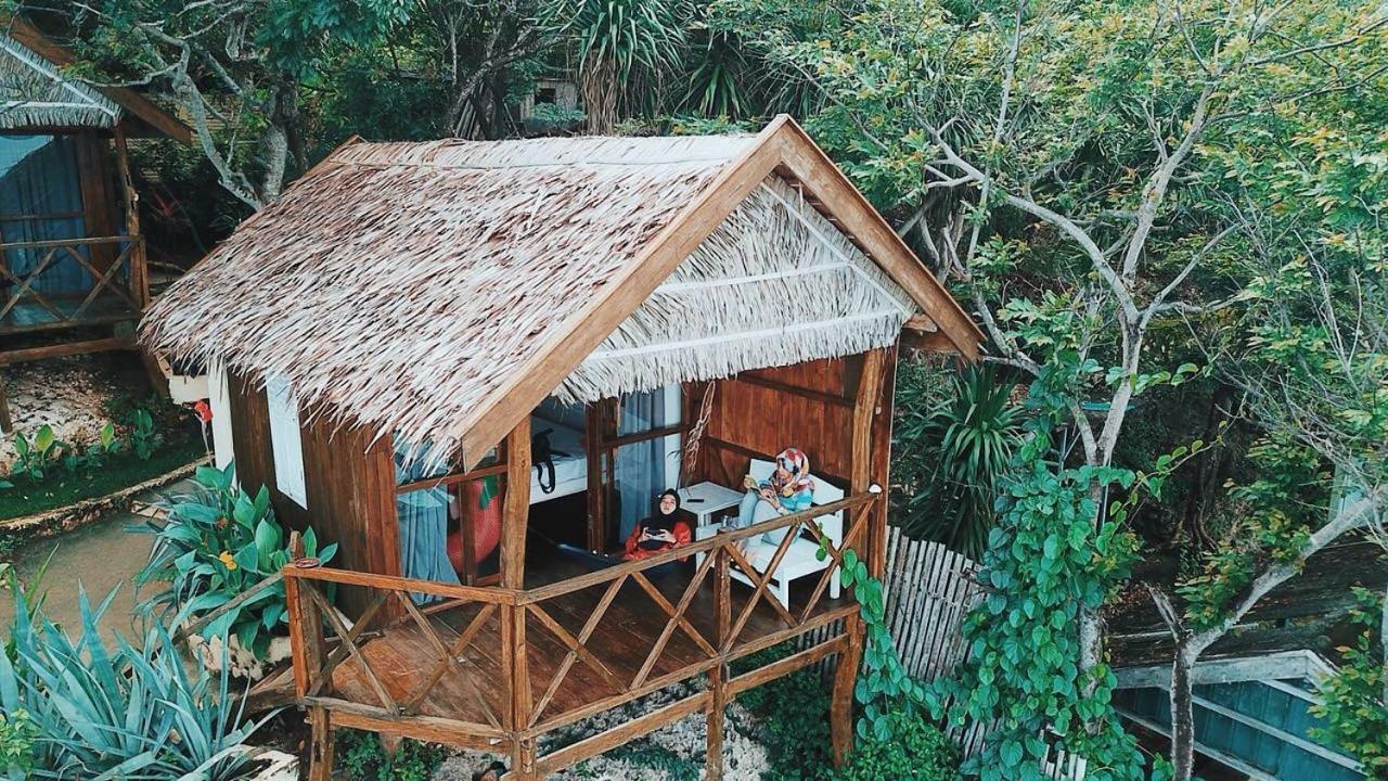 Cosmos Bungalows Bira Exteriör bild